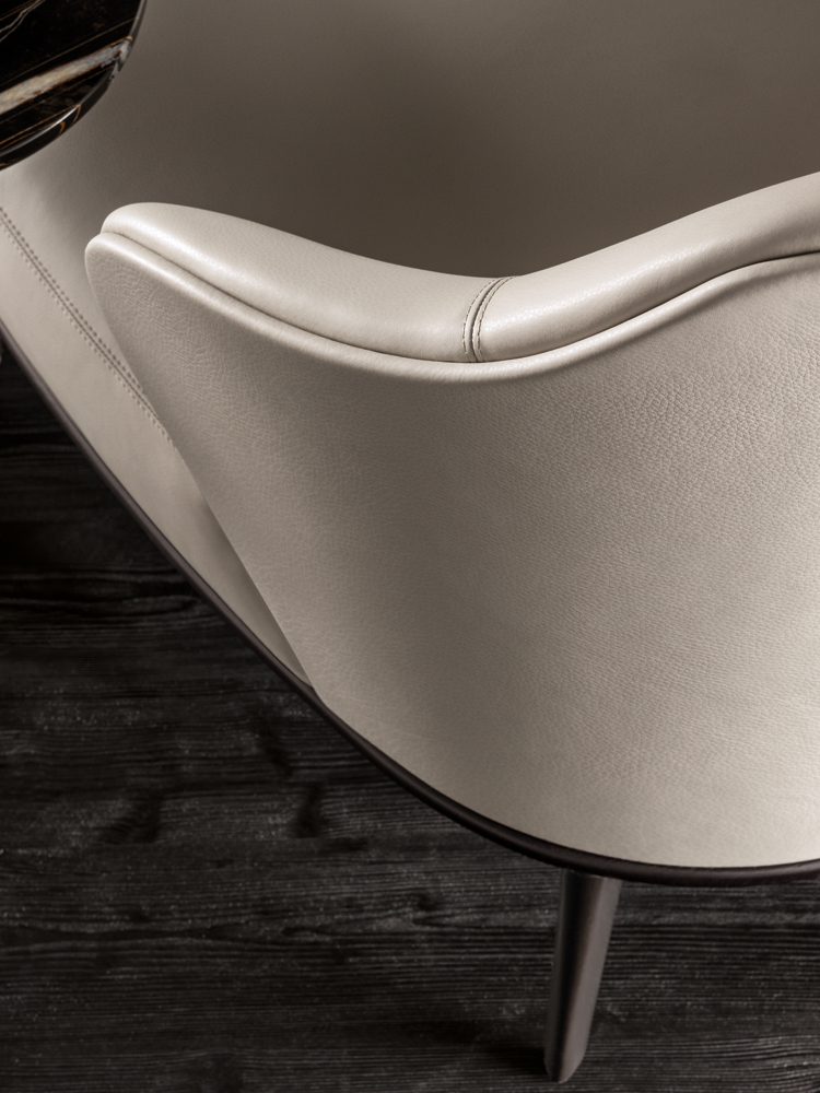 Leslie hægindastóll