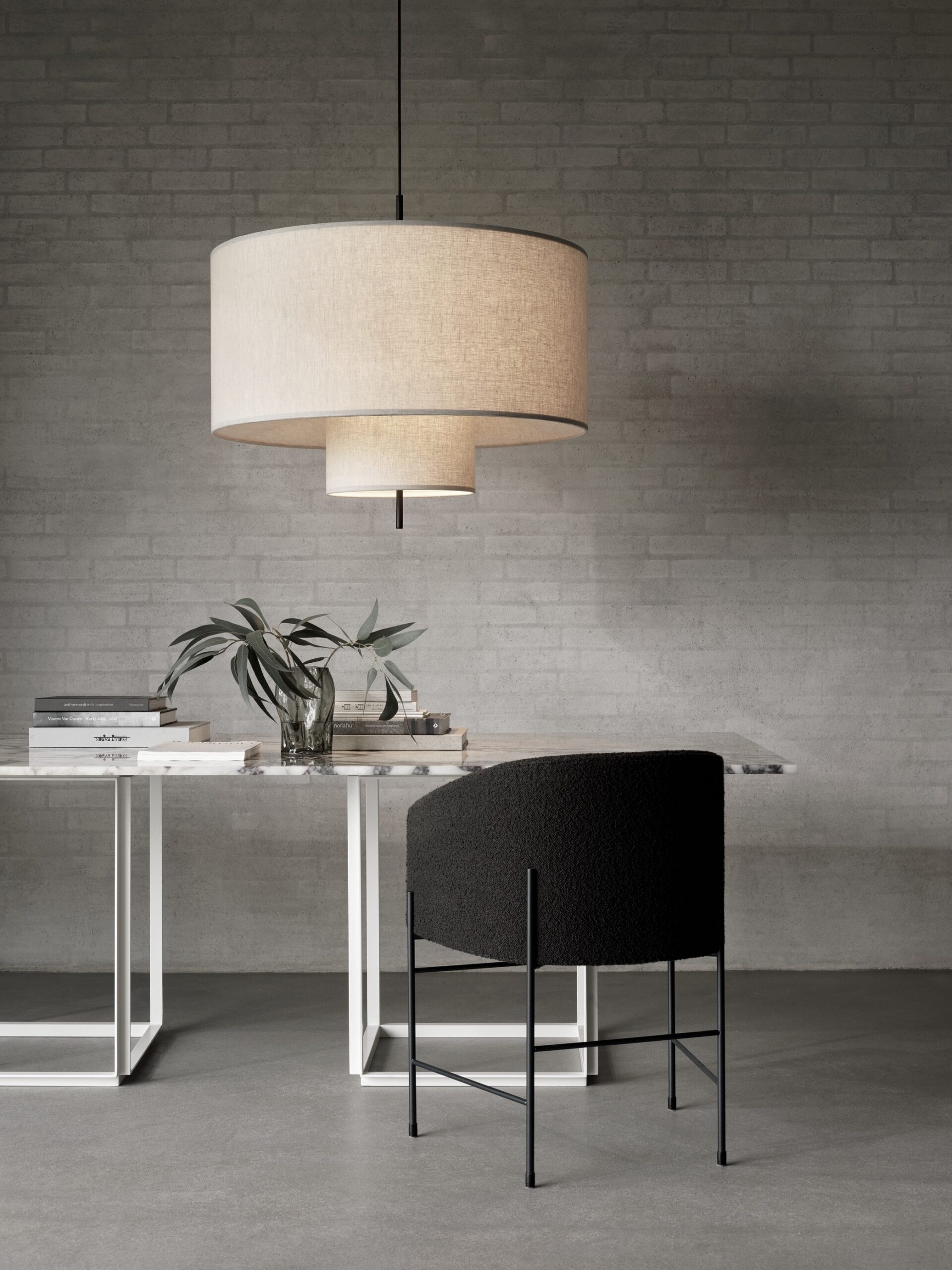 New Works_Autumn 21_Margin Pendant Ø90_Covent Chair_Florence Dining Table Rectangular