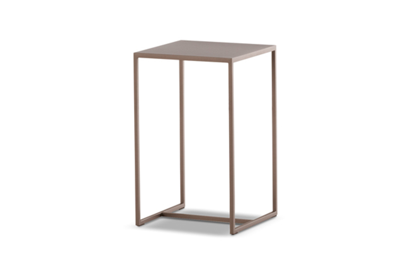 Duchamp Bronze hliðarborð