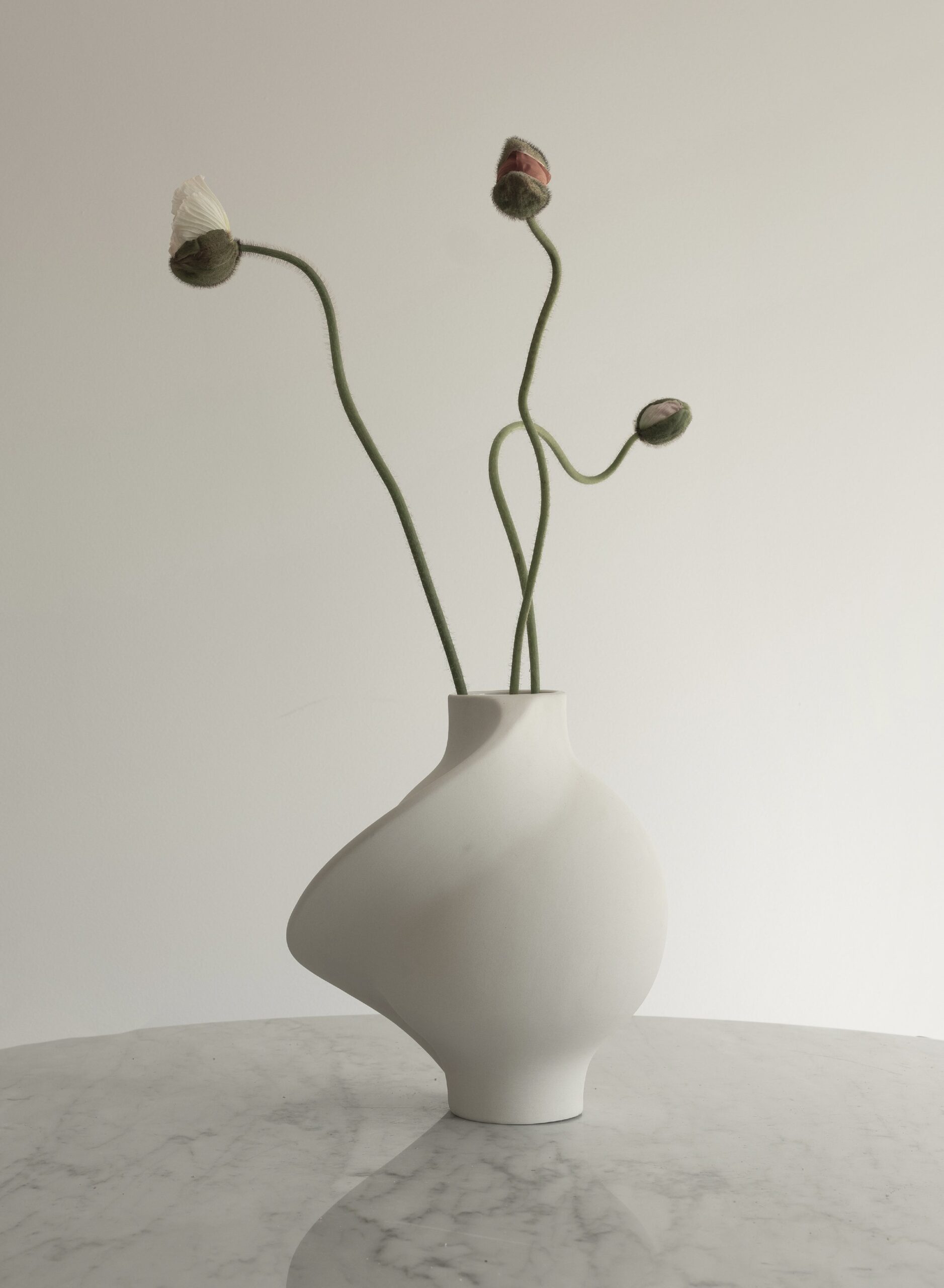 PIROUTVASE-RAWWHITE01-2