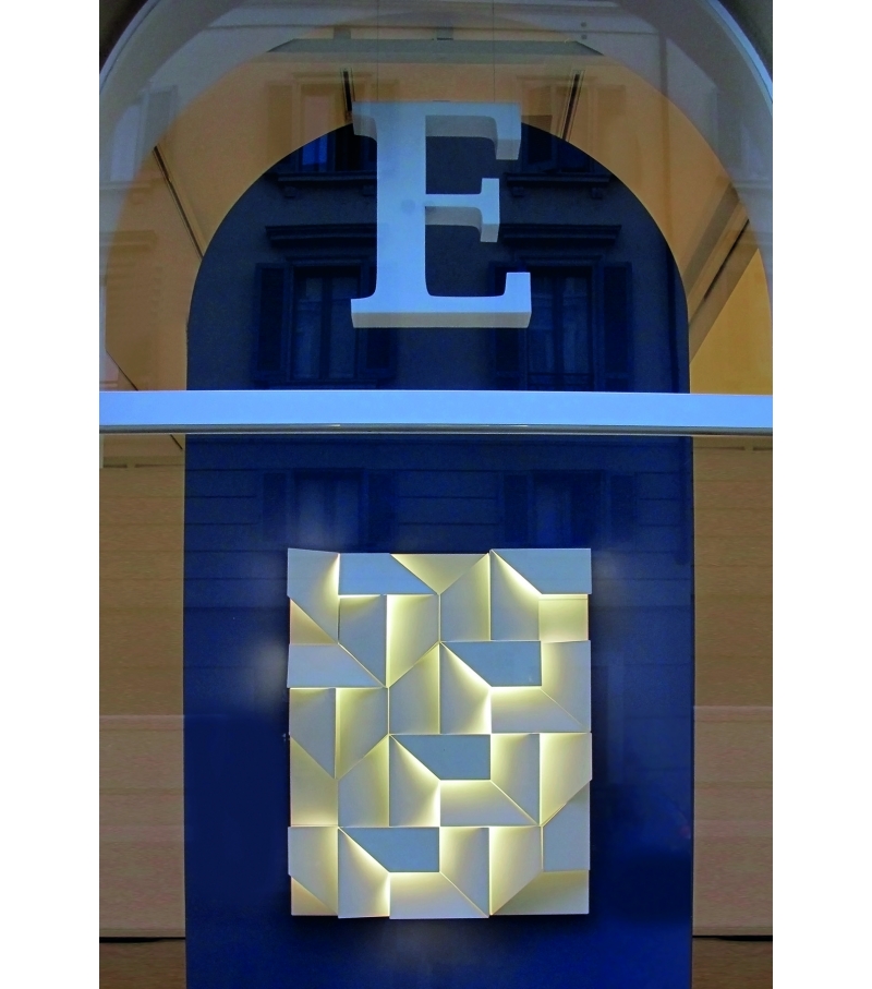 wall-shadows-grand-nemo-wall-lamp-3