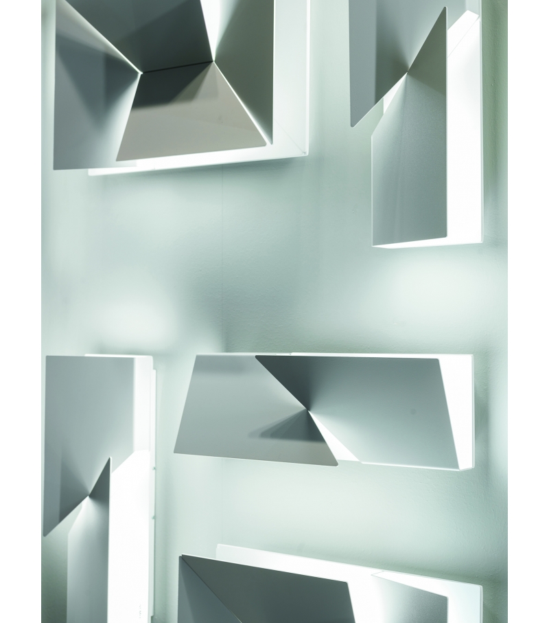 wall-shadows-petit-nemo-wall-lamp-4