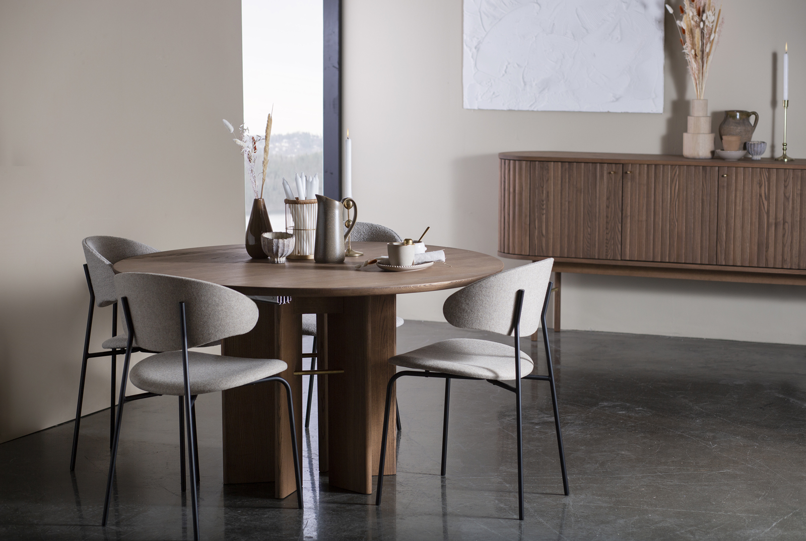 VELVET_FAN_dining_table_001