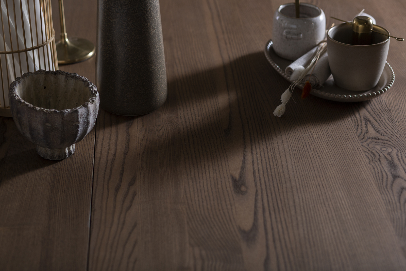 VELVET_FAN_dining_table_005
