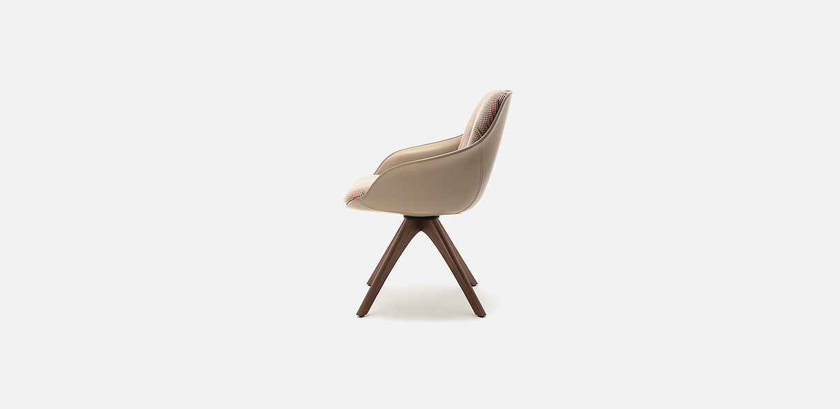 csm_RolfBenz-600-Freisteller-012-neu_83a5386ab1