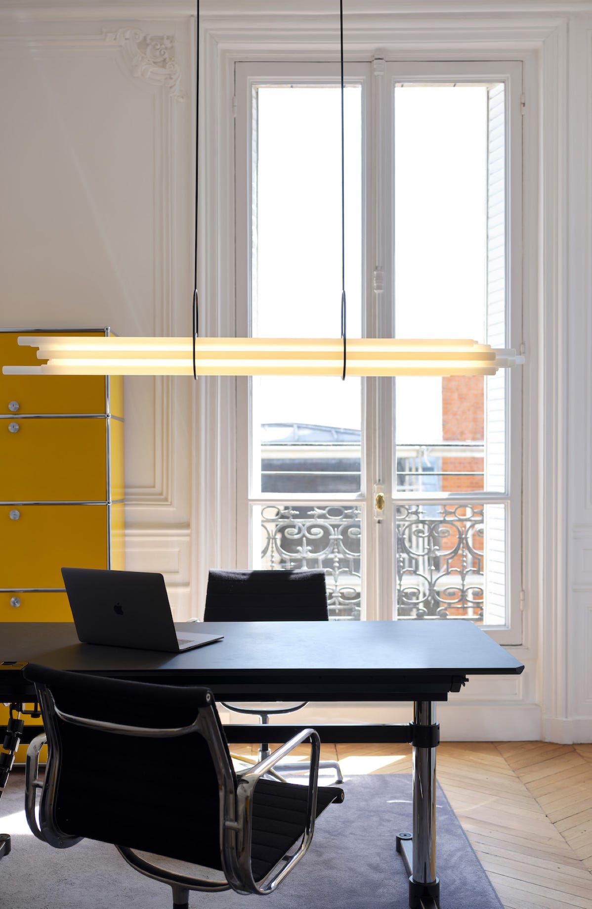 dcwe_amb_nl12_04-1198