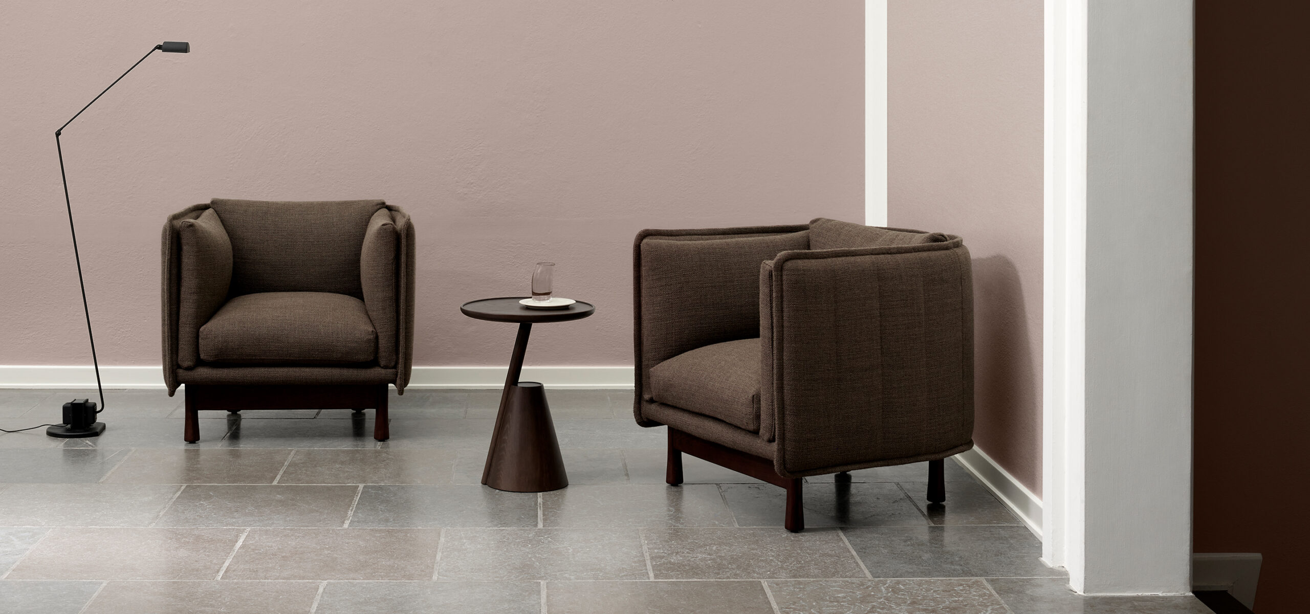 Produkt-background-image_2880x1350_Kite-club-chair-scaled