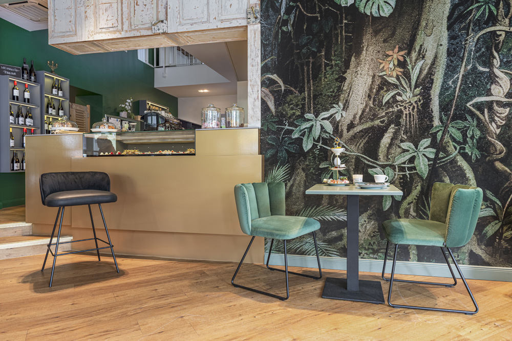 kff-objekt-weinbar-hensel-und-gretel-gaia-ma-und-oa-kuf-anja-1--ORIGINAL