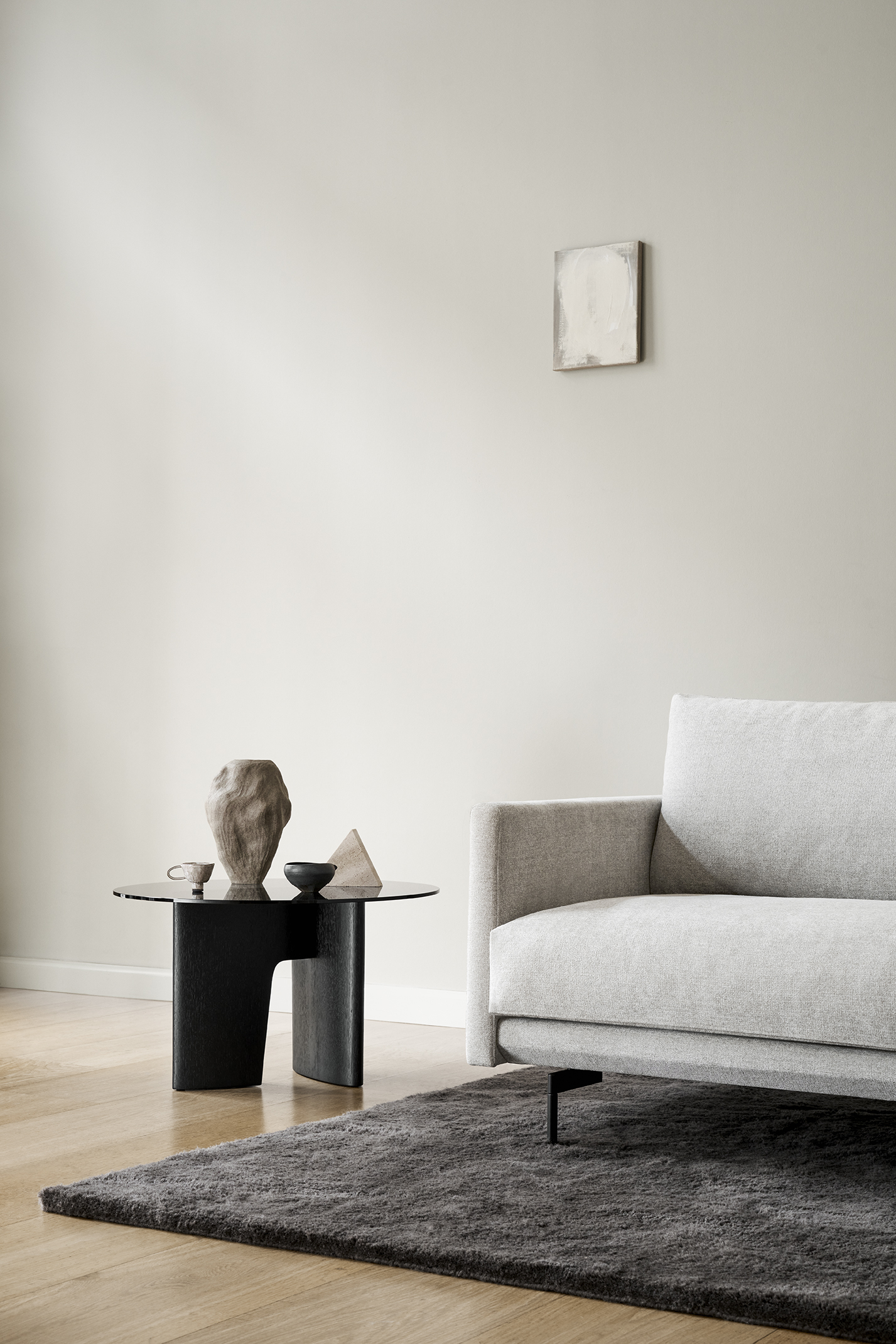Trace_3 seater sofa without scatters_Navona col. 2_Glyph occasional table_Elba rug_V3_72 dpi