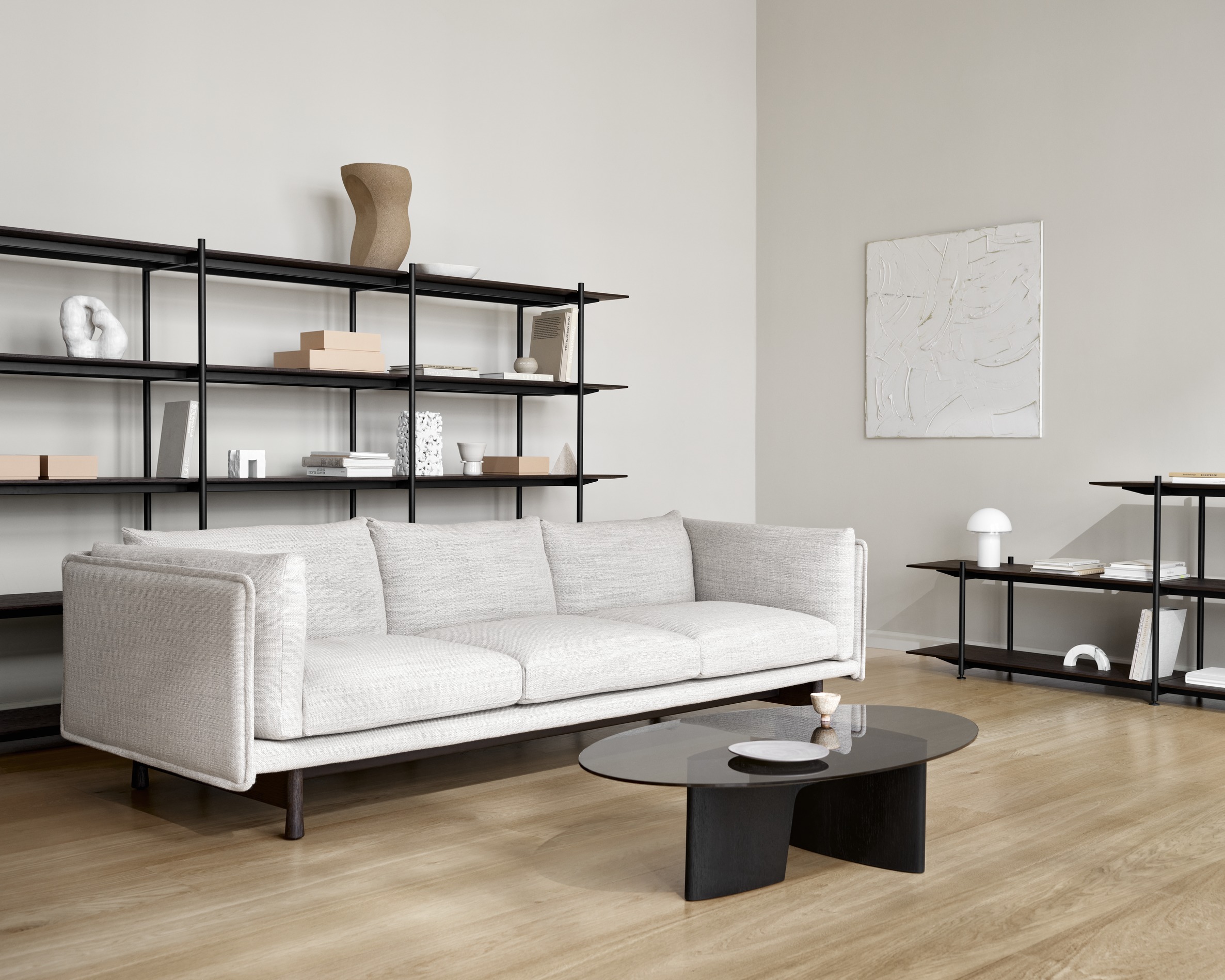 Wendelbo_Kite_Mod._01_Tivoli_col._2,_Glyph_Coffee_table_oval_Formal_shelving_300_dpi