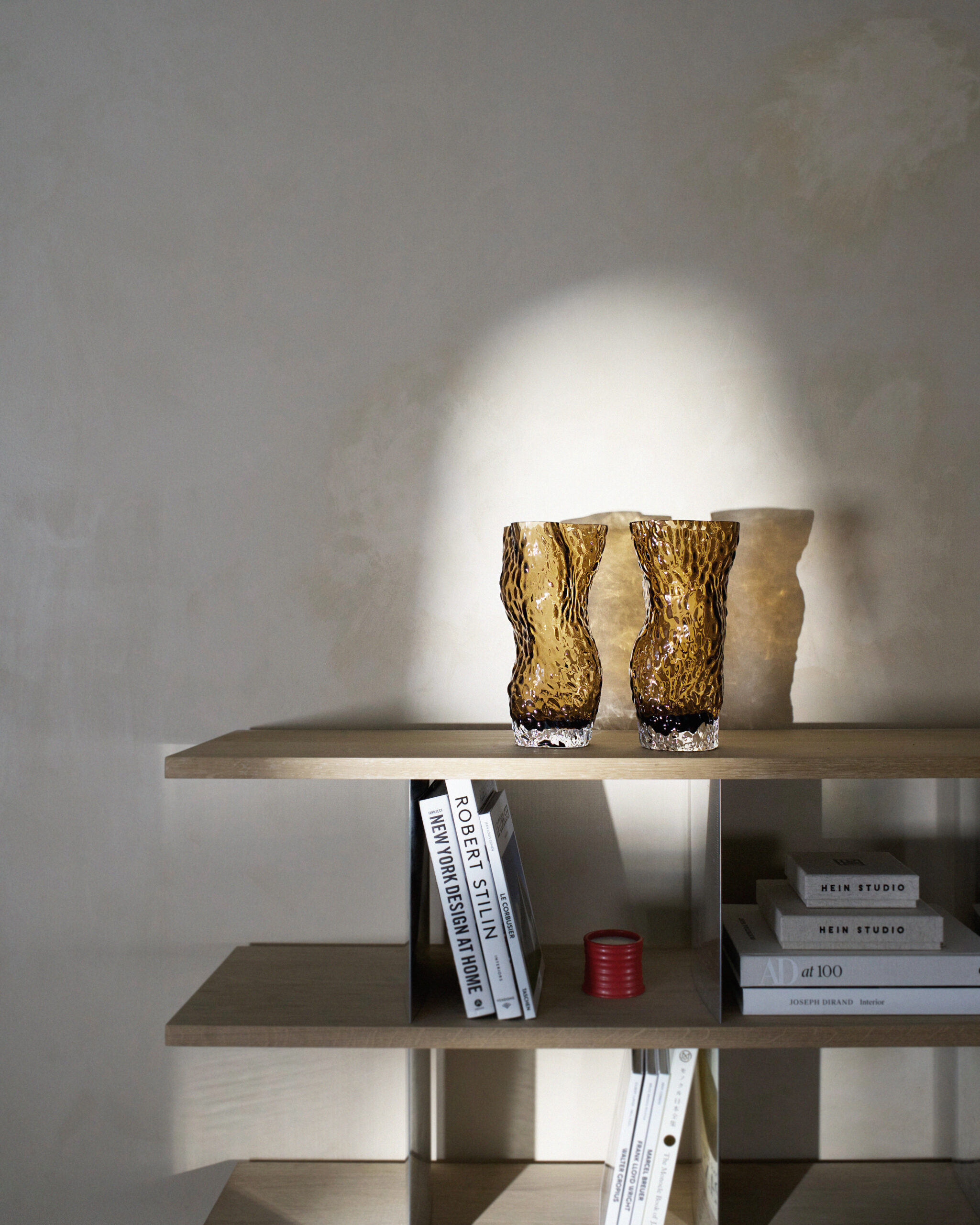 Hein_Studio_Ostrea_Smoke_1