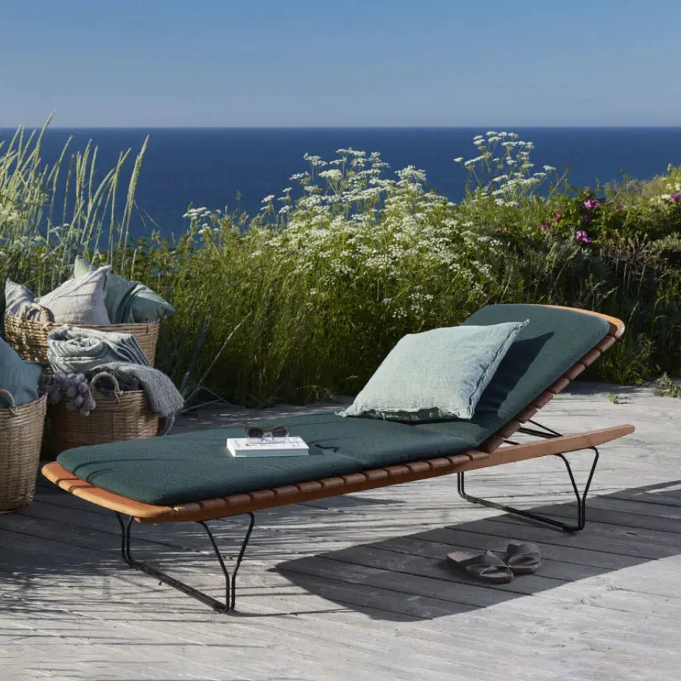 MOLO_Cushion-alpine_HOUE_9807_high-medium_bzbal6