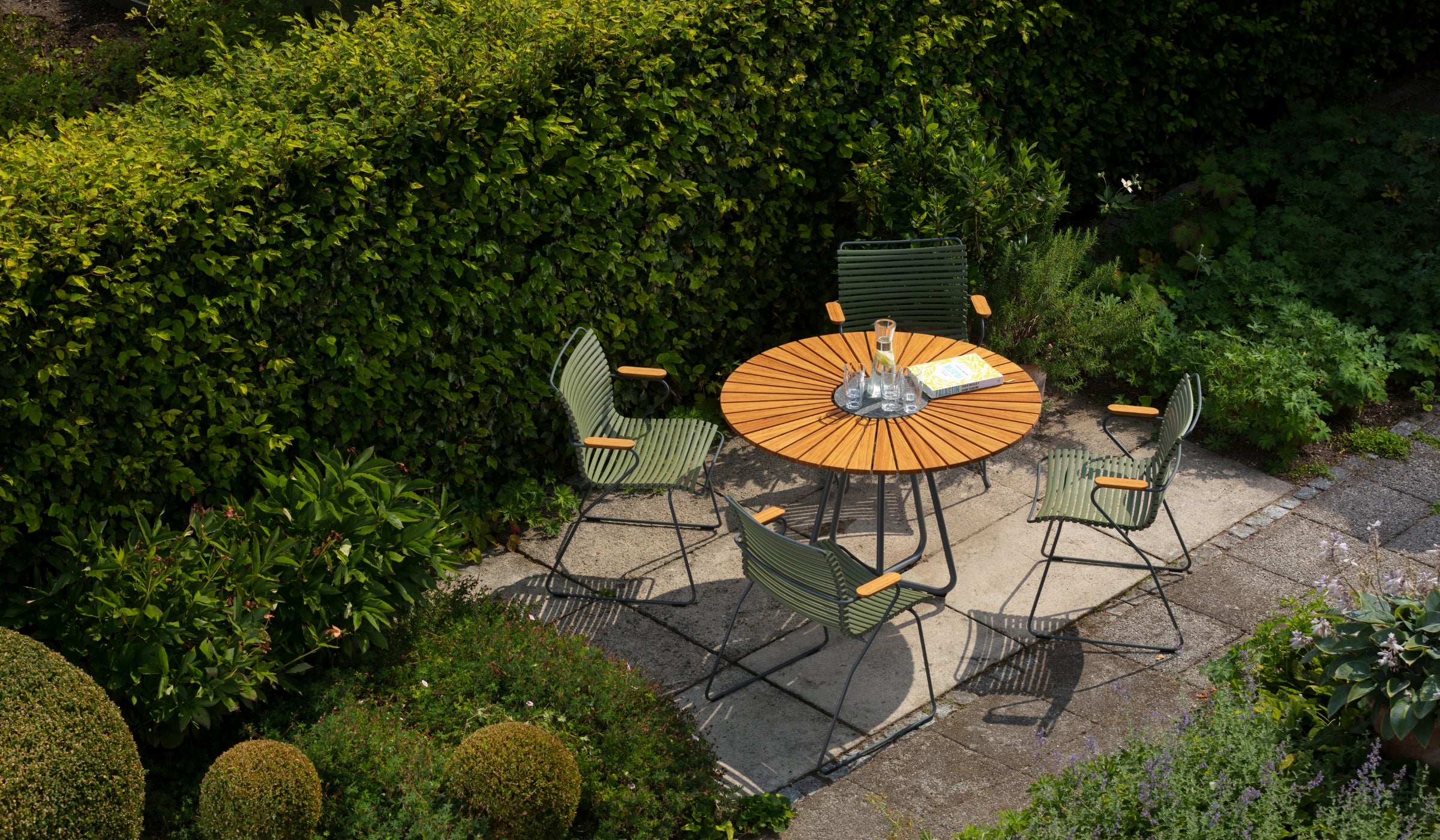 chaisedejardinconfortable-chaisedejardindesign-chaisedeterrasserestaurant-chaiseoutdoor-outdoorchair-chaiselegerejardin-novinea-houe_24