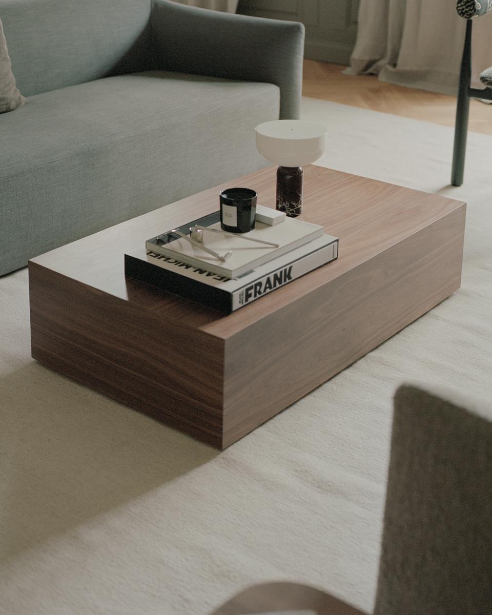 New-Works_Lifestyle_40920_40921_Mass-Coffee-Table-High_Walnut
