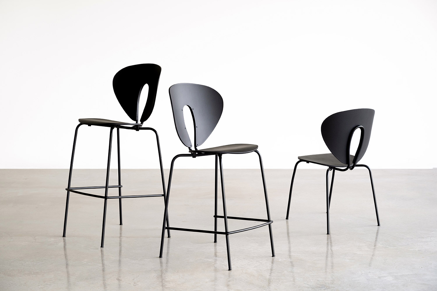 stua-globus-stool-2-1500