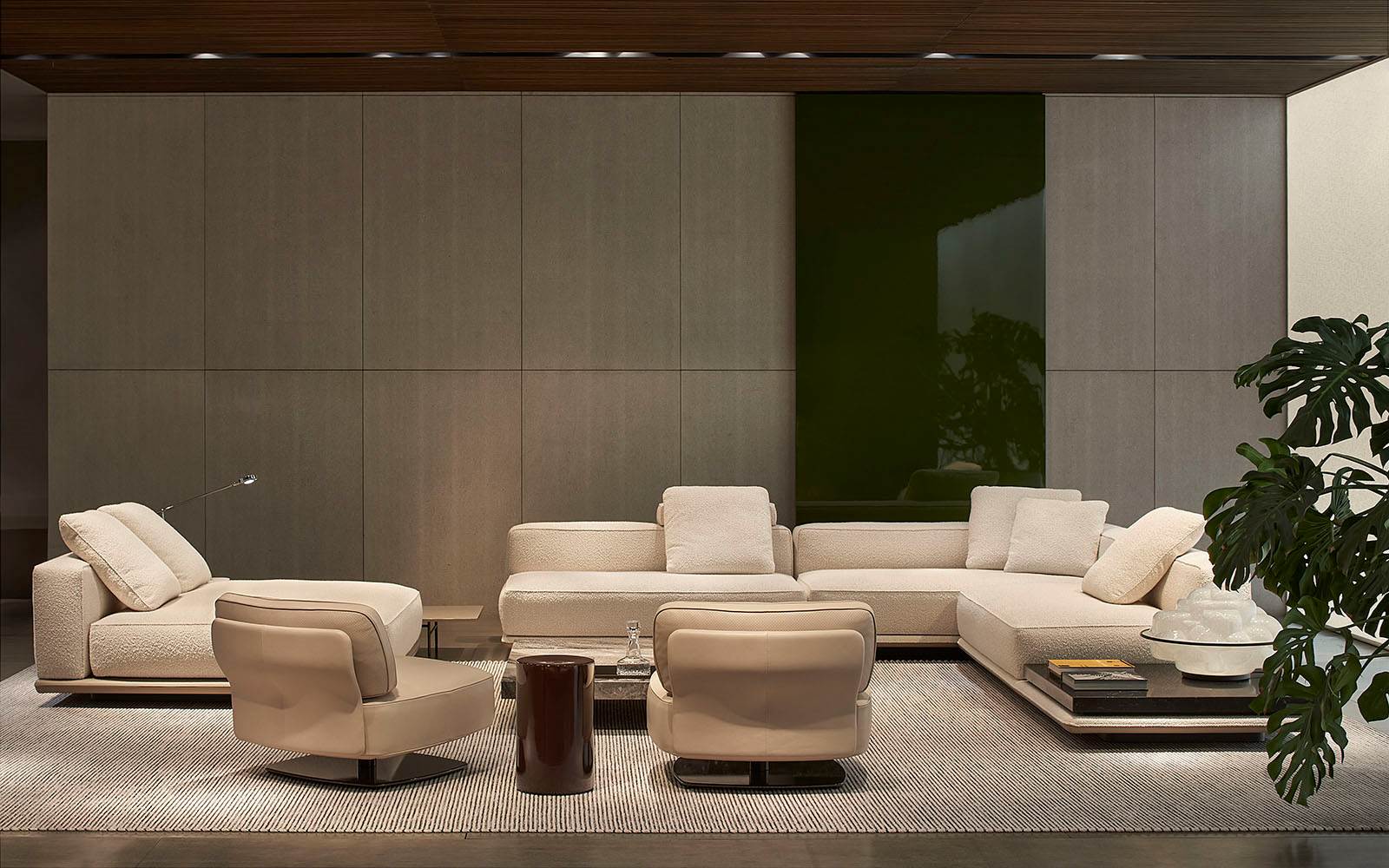 49518_z_SHOWROOM_1681