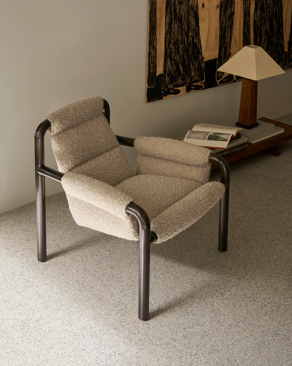 Wendelbo_Lifestyle_Atli_lounge_chair_Dark_grey_lacquered_legs_Silenzio_col._02_V2_300_dpi.jpg