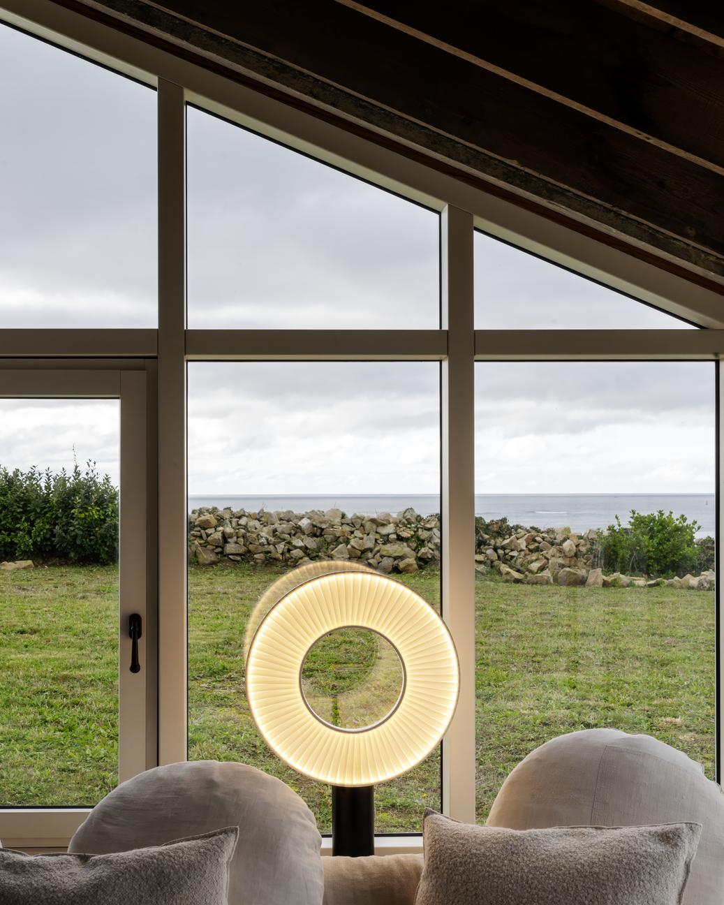 10HEURES10.Iris.Table40.lifestyle.2531