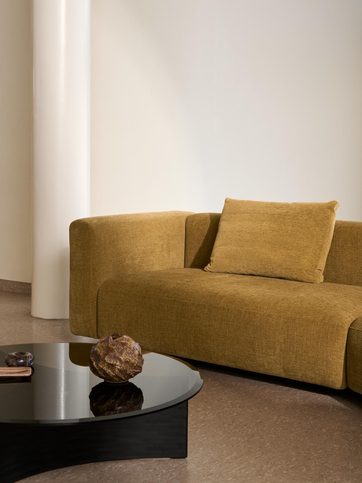 Wendelbo_Boketto_Mod. 5 + 18_Zest col. 8, Arc coffee table_Black_300 dpi