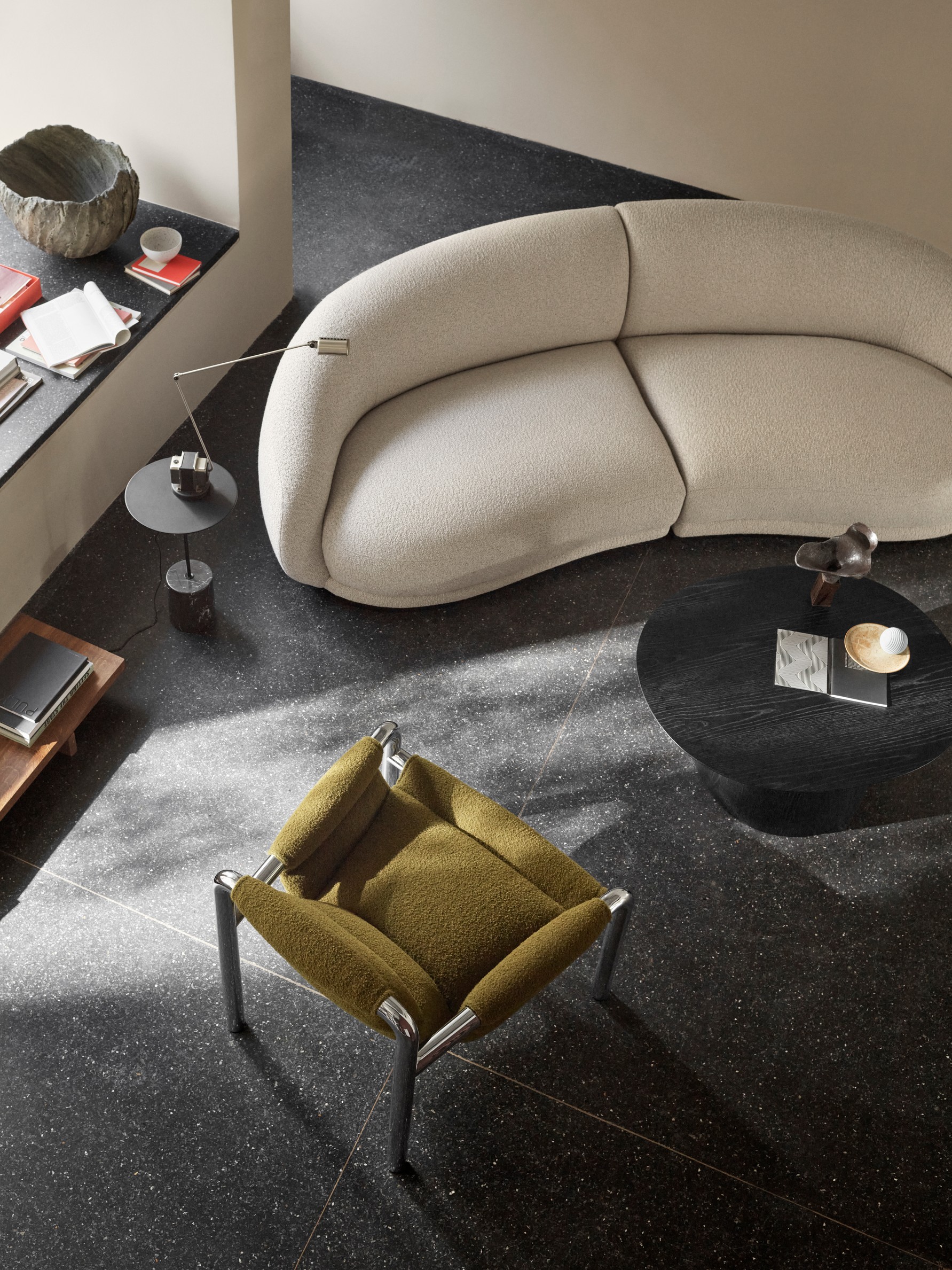 Wendelbo_Lifestyle_Montholon Curved 3 seater_Bosa col. 04, Atli lounge chair_Baru col. 0950, Kin coffee table_Black stained oak, Calibre side table_300 dpi