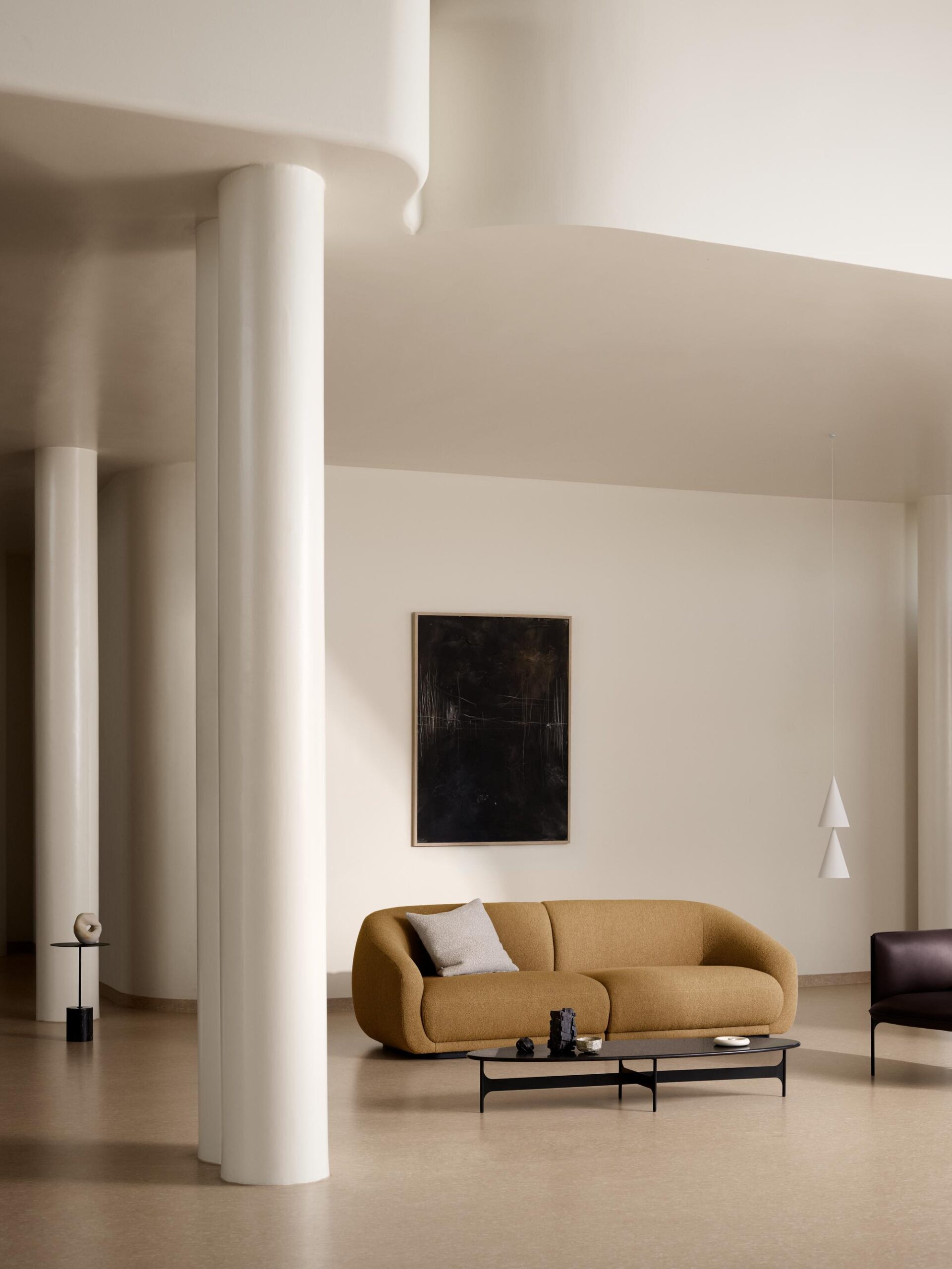 Wendelbo_Montholon 2.5 seater_Cuddle col. 12, Floema coffee table_Oval, Sepal lounge chair, Calibre_300 dpi