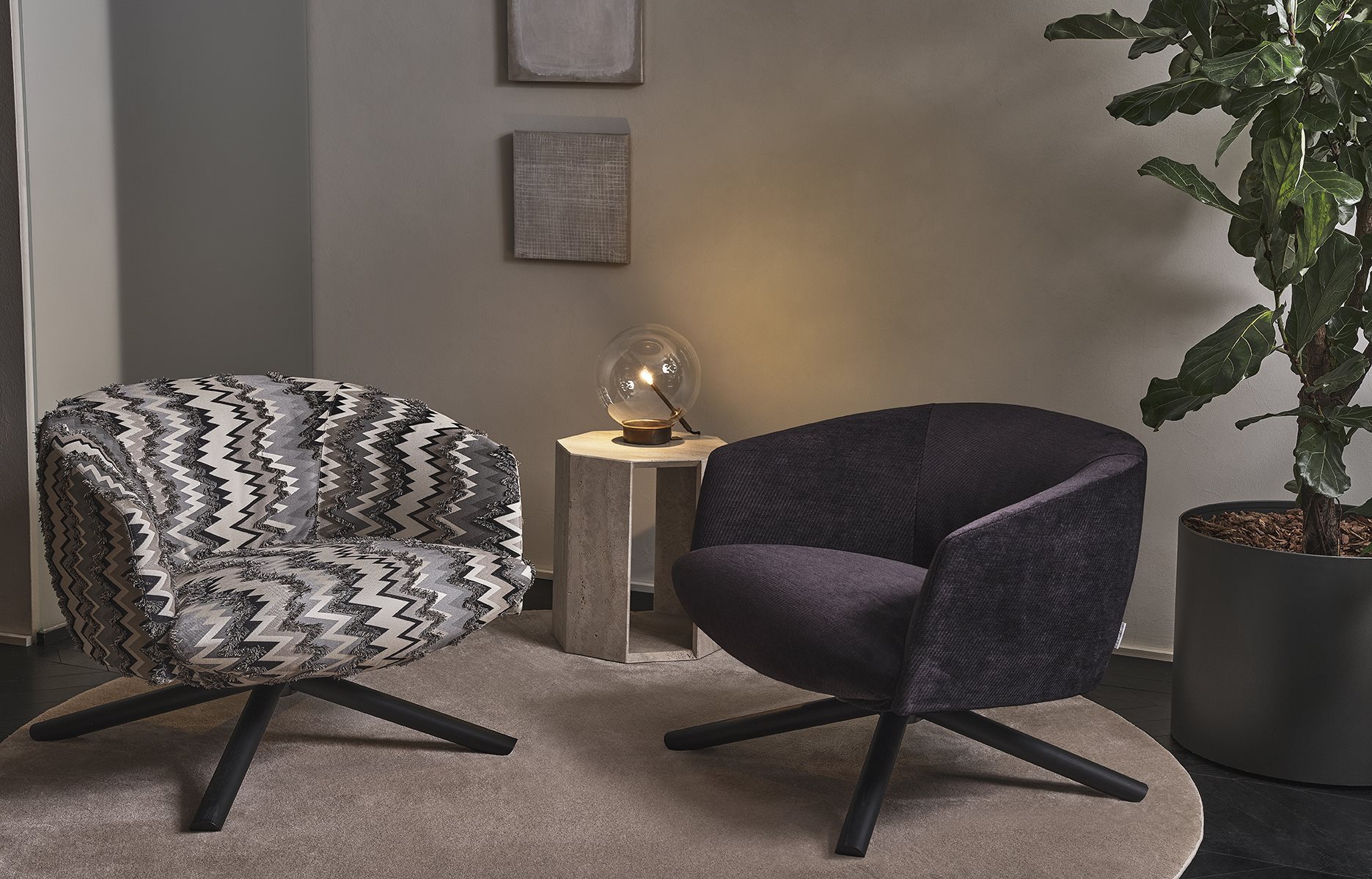 gallottiradice_divani-poltrone_Livre-girevole_4_zoom0