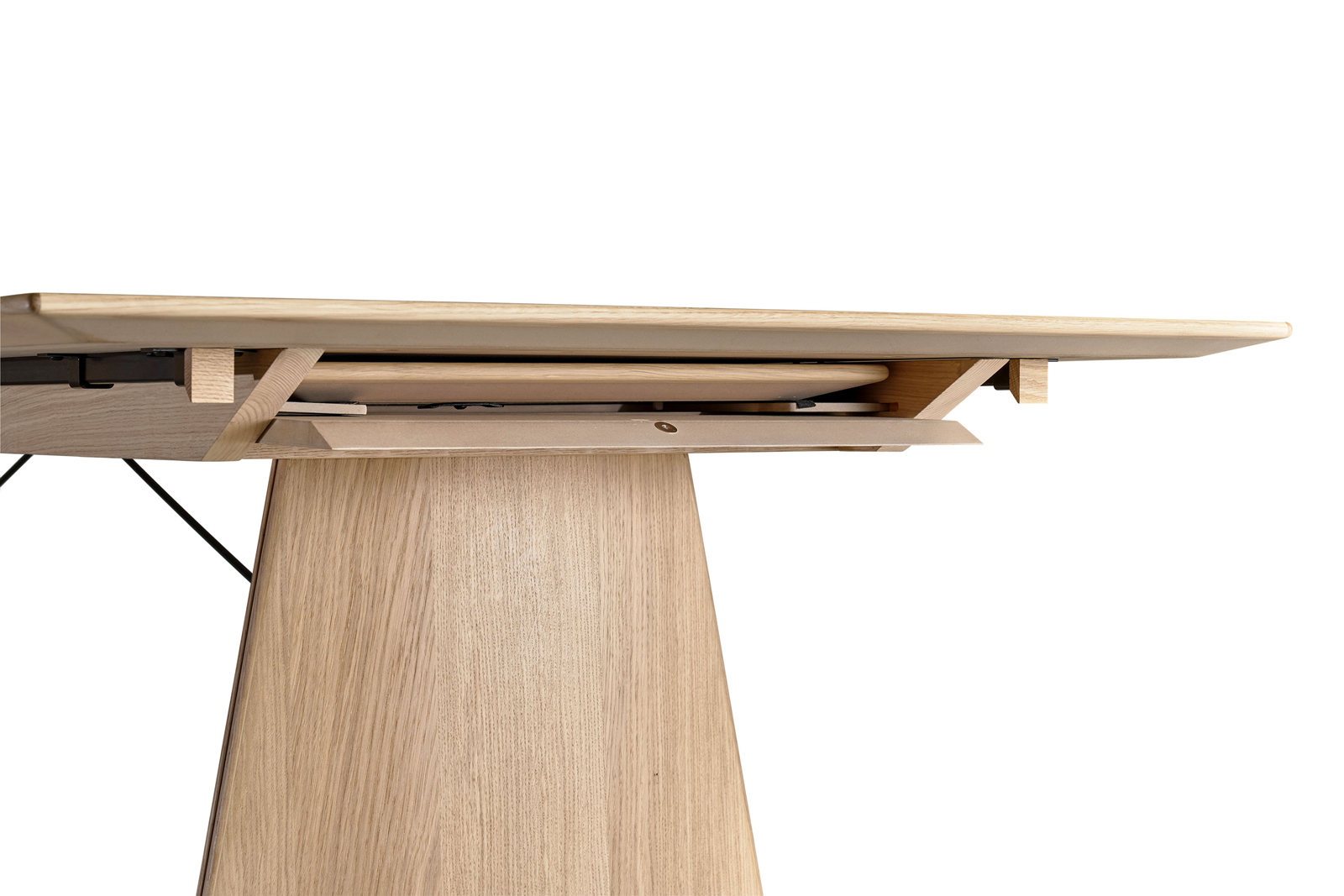 Collum_D_Detail_1_07061_LOW_PBJ_Designhouse