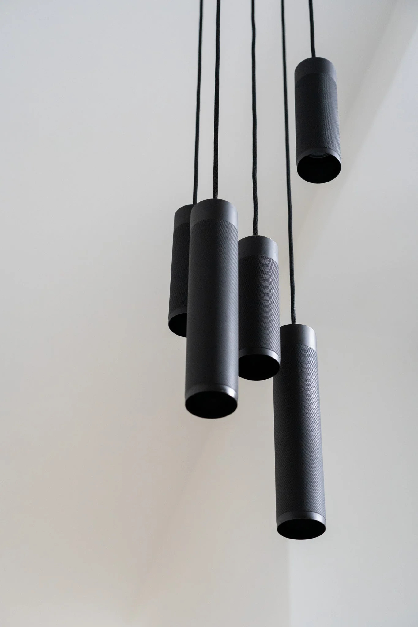 PatroneCluster5PendelSortBruneretMessing_ThorupCopenhagen_3.jpg