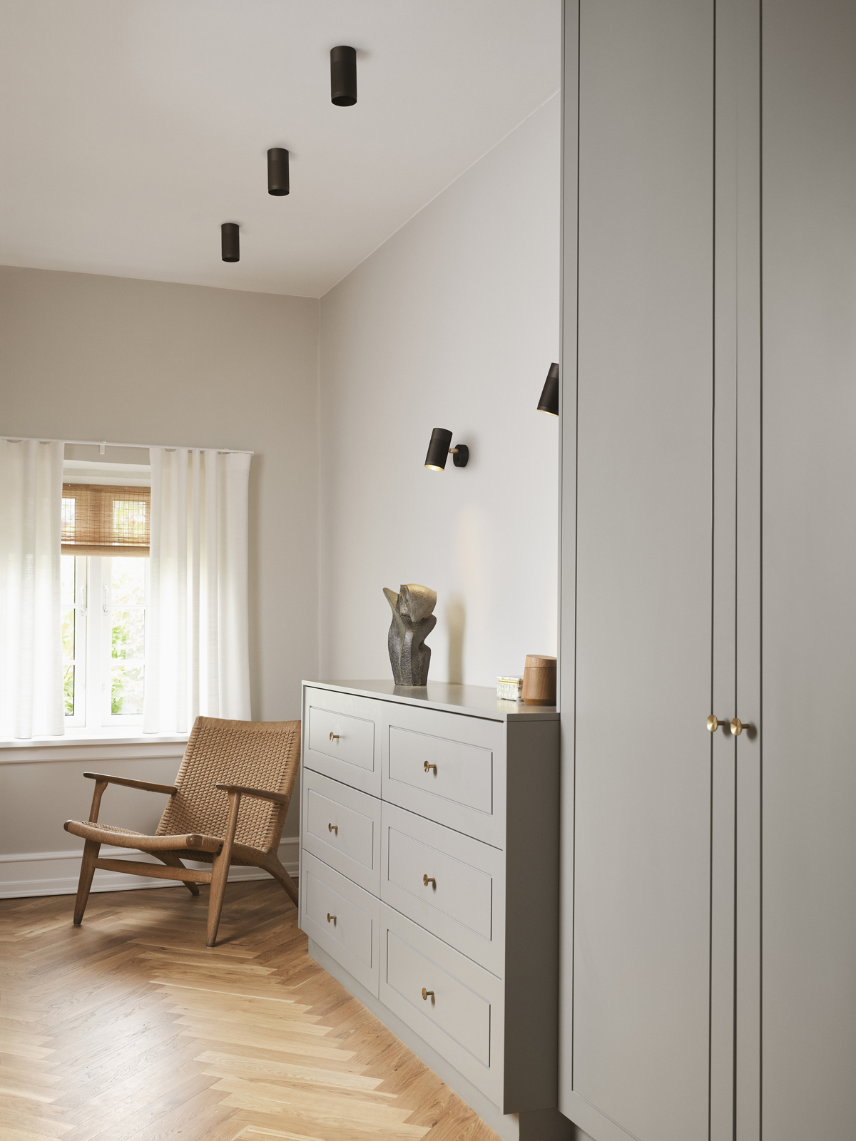 Thorup Copenhagen_Lifestyle CL1066 recessed ceiling lamp_WS1066 Small Wall Lamp