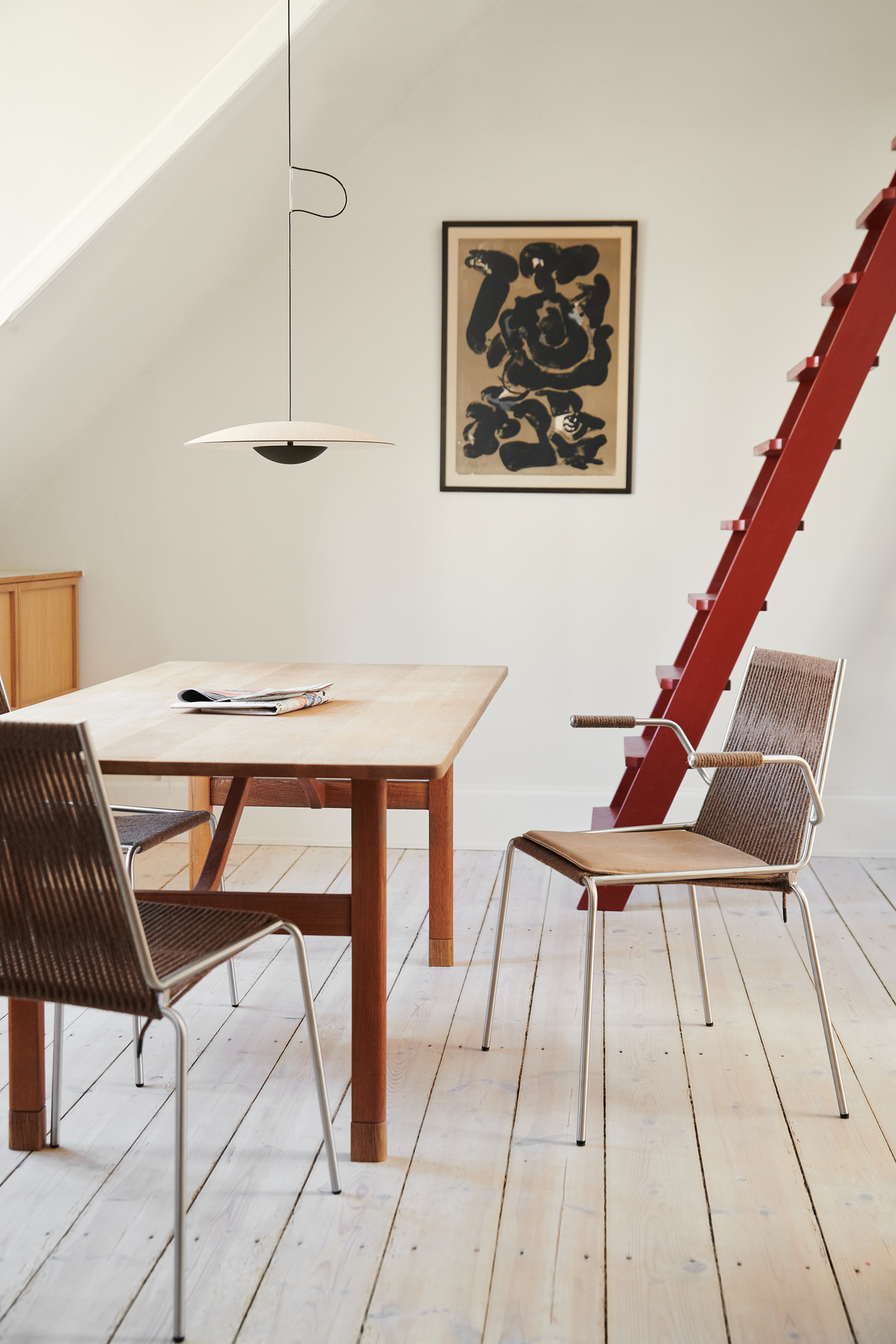 Thorup Copenhagen_Lifestyle_D302 Noel Chair_DW302 Noel Armrest Chair steel dark grey wool